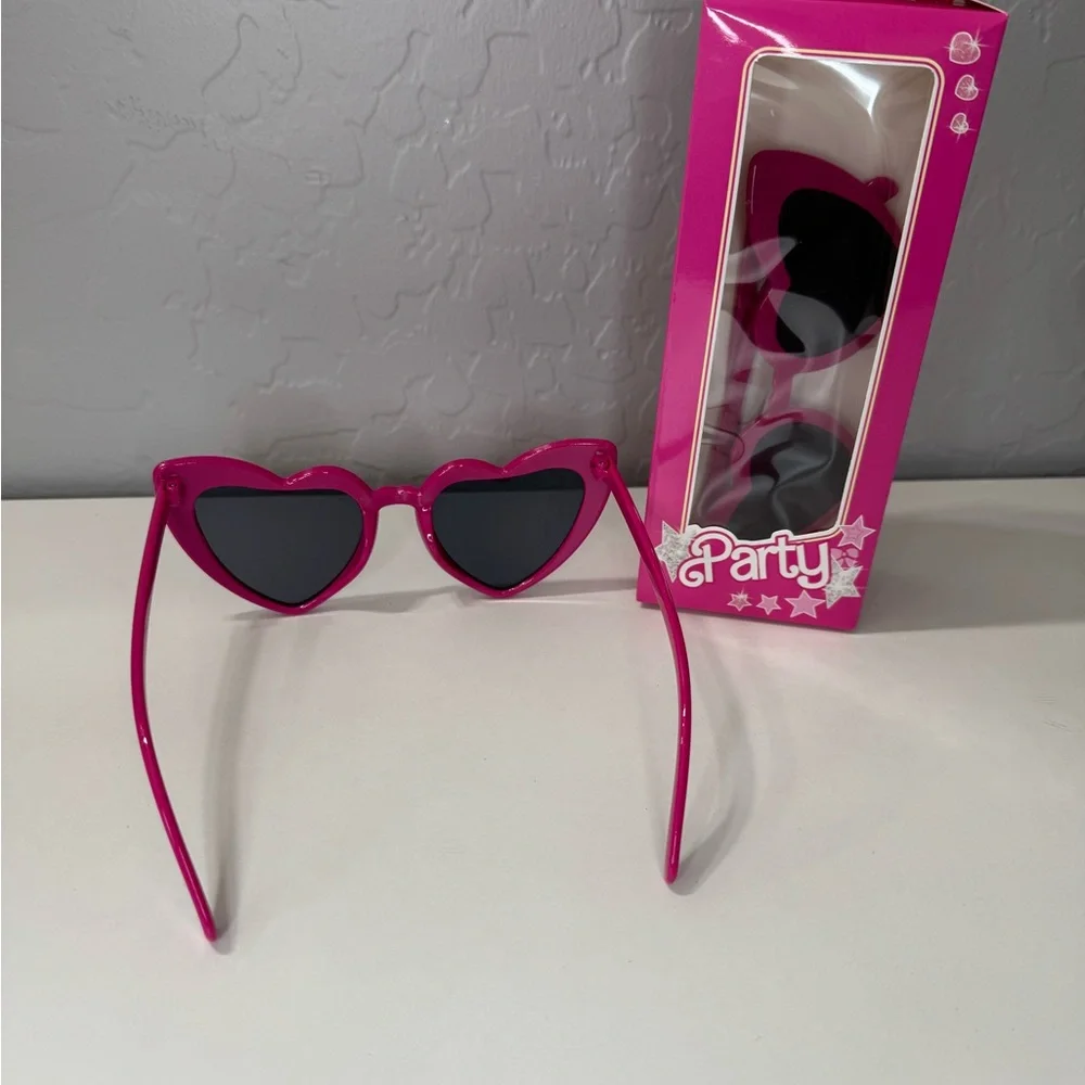 New Stylish Pink Heart Glam Party Shades in box